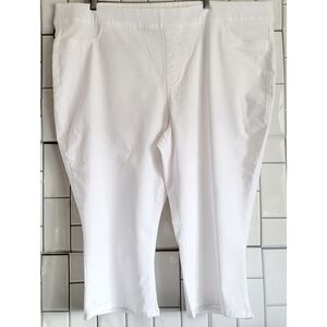 NWT LANE BRYANT Style Pedal High Rise Cropped White Denim Like Pants